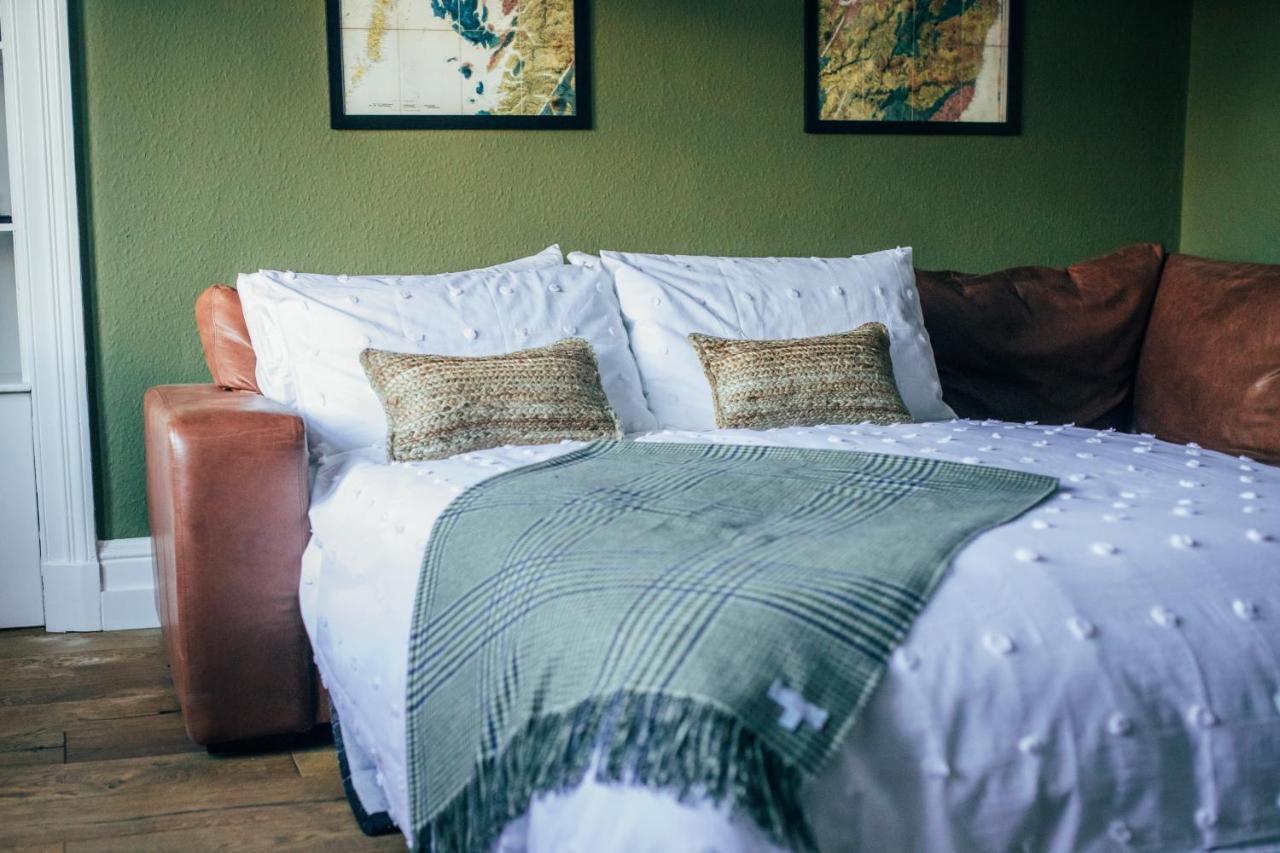 The Main Street Burrow - Your Perfect Hideaway St Boswells Buitenkant foto