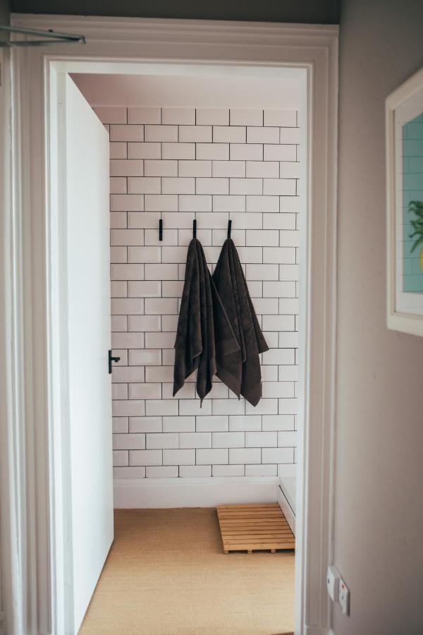 The Main Street Burrow - Your Perfect Hideaway St Boswells Buitenkant foto